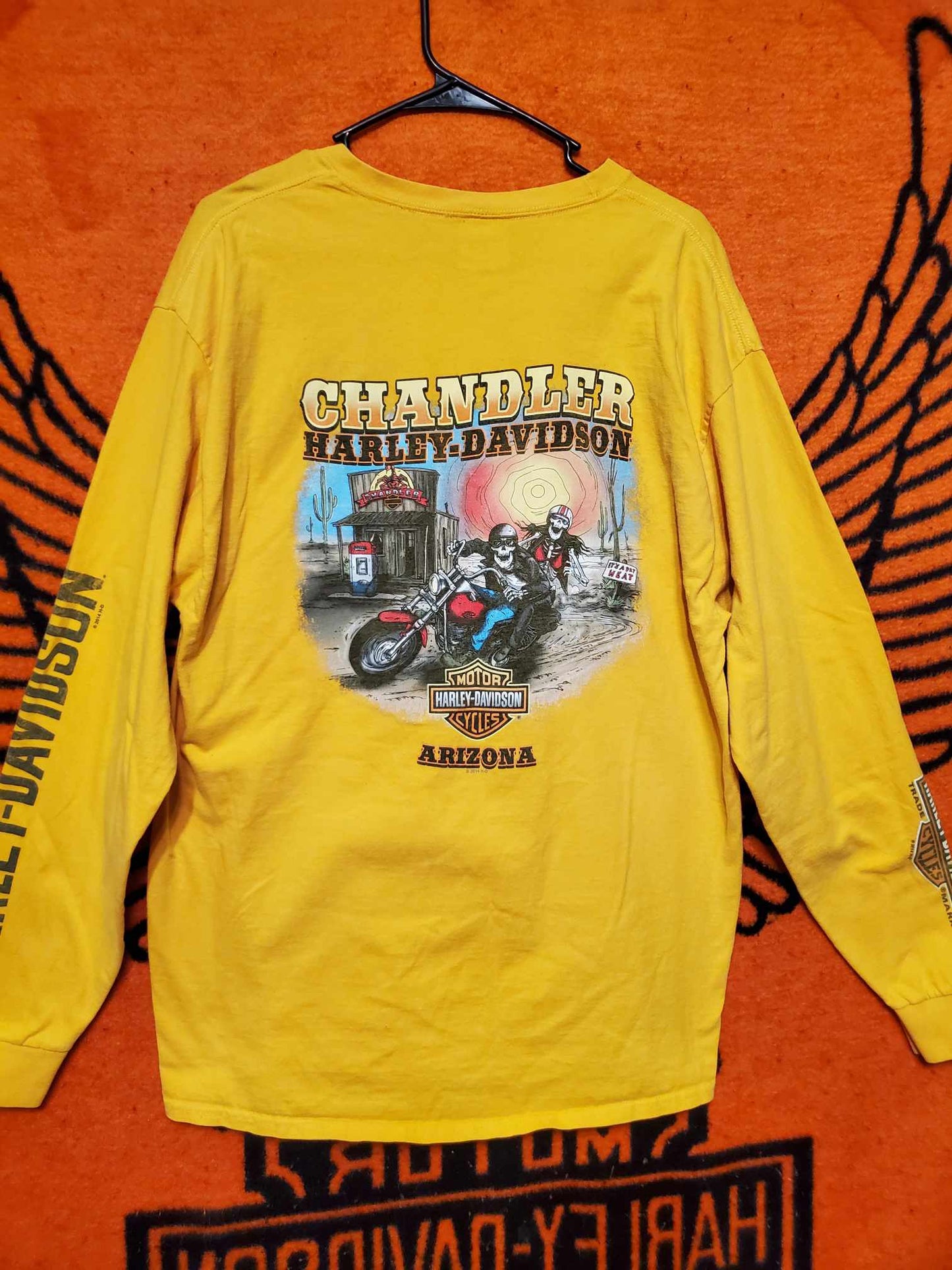 HD Men's Long Sleeve Shirt Size XL