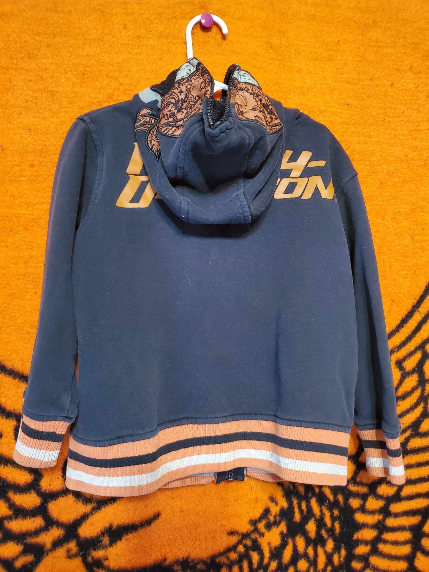 HD kids hoodie size 5