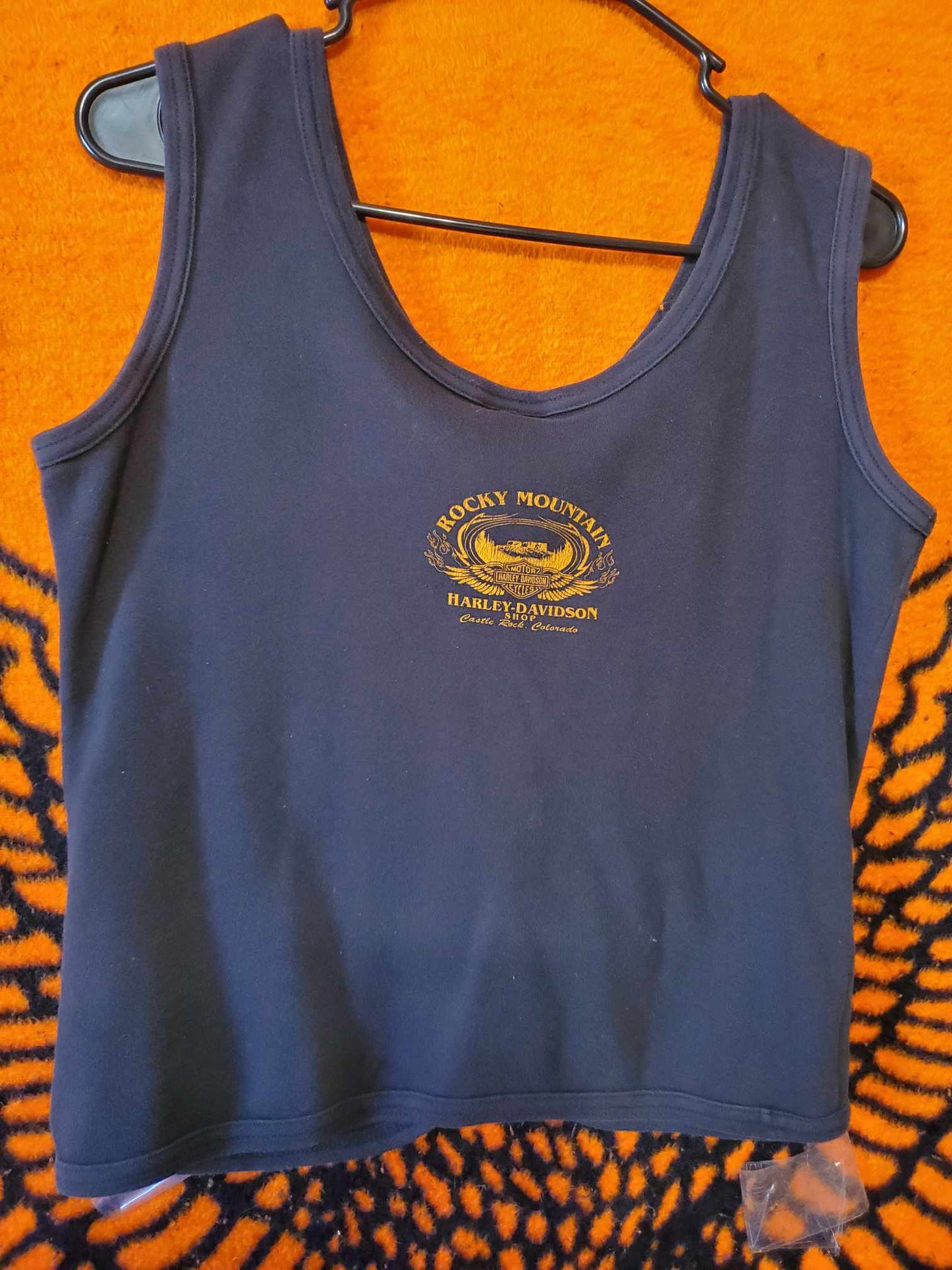 HD women's snap up tank, size Large