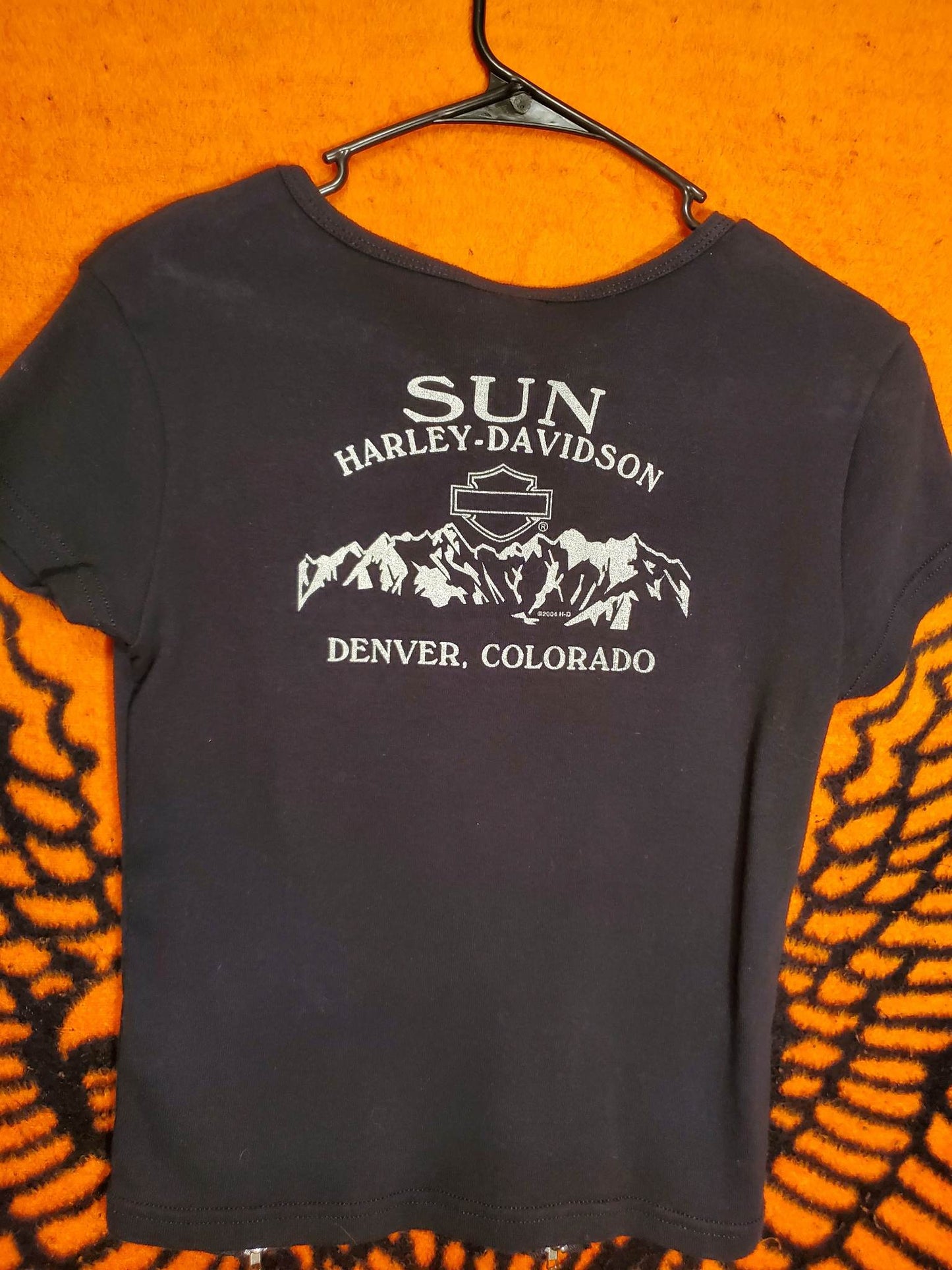 HD short sleeve shirt, super cute zip & bling, women's size large