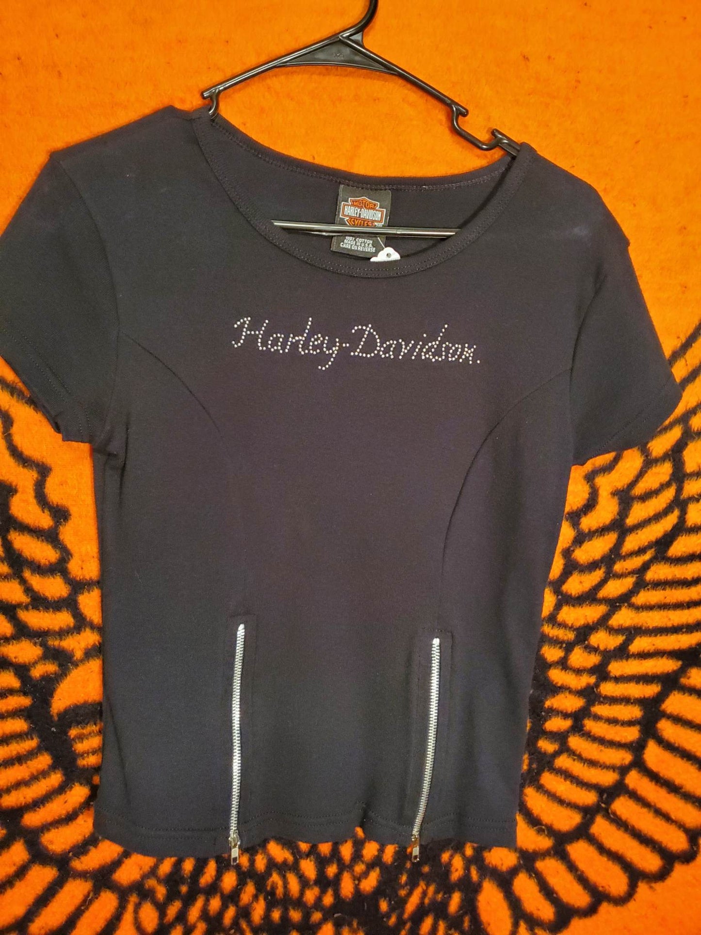 HD short sleeve shirt, super cute zip & bling, women's size large