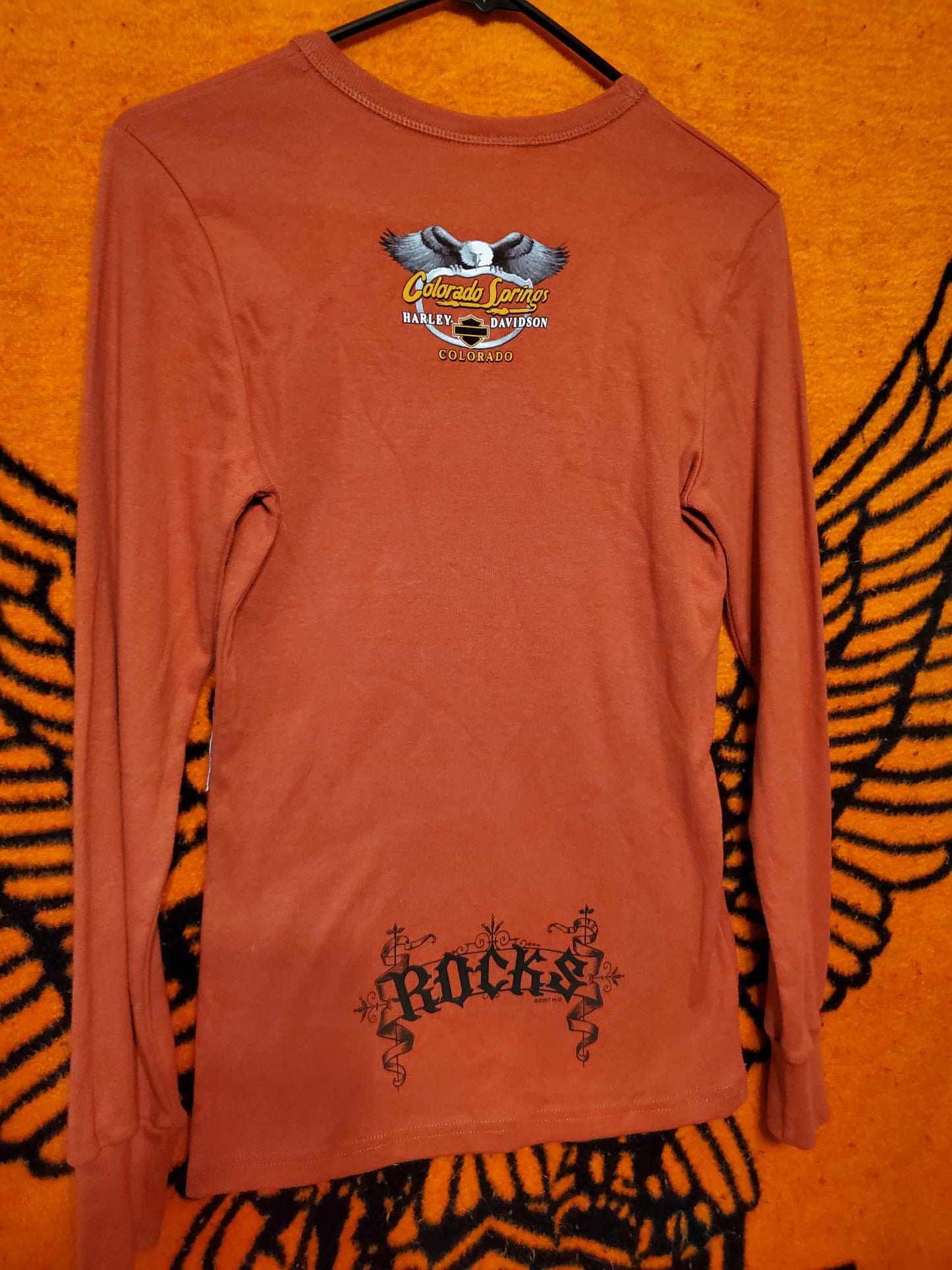 HD womens long sleeve shirt size small