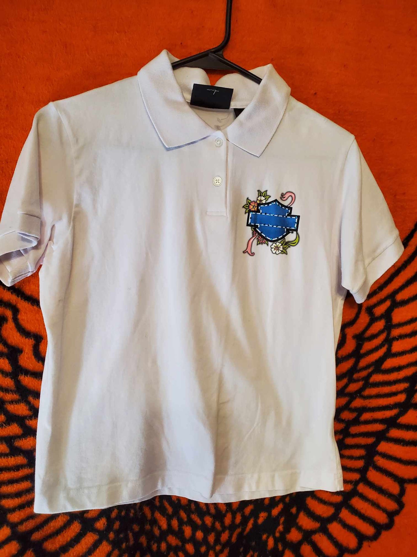 HD womens short sleeve polo size Mediu,